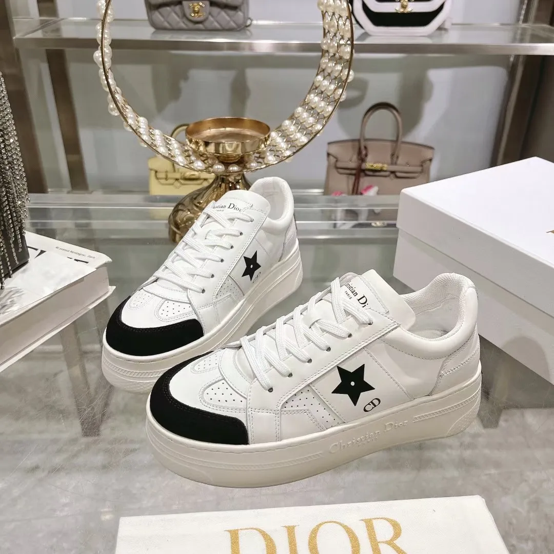 👟👟Ex-factory price 480👟👟 DIOR Dior's new thick-soled sports white shoes, made of first-layer cowhide, breathable mesh inside, sheepskin for foot pads, and lightweight outsole. Size: 35-40 (41 customized)